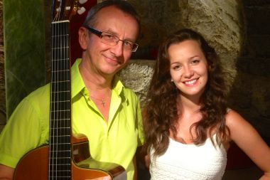 Acoustic Live Music