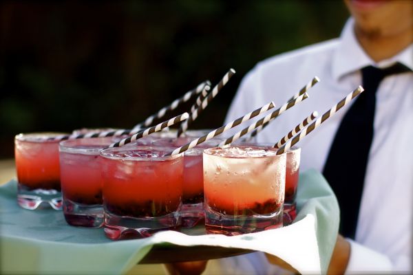 Alkoholkonsum bei einer Hochzeit