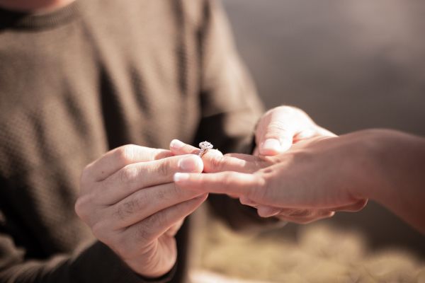 Hochzeitsbräuche und ihre Ursprünge