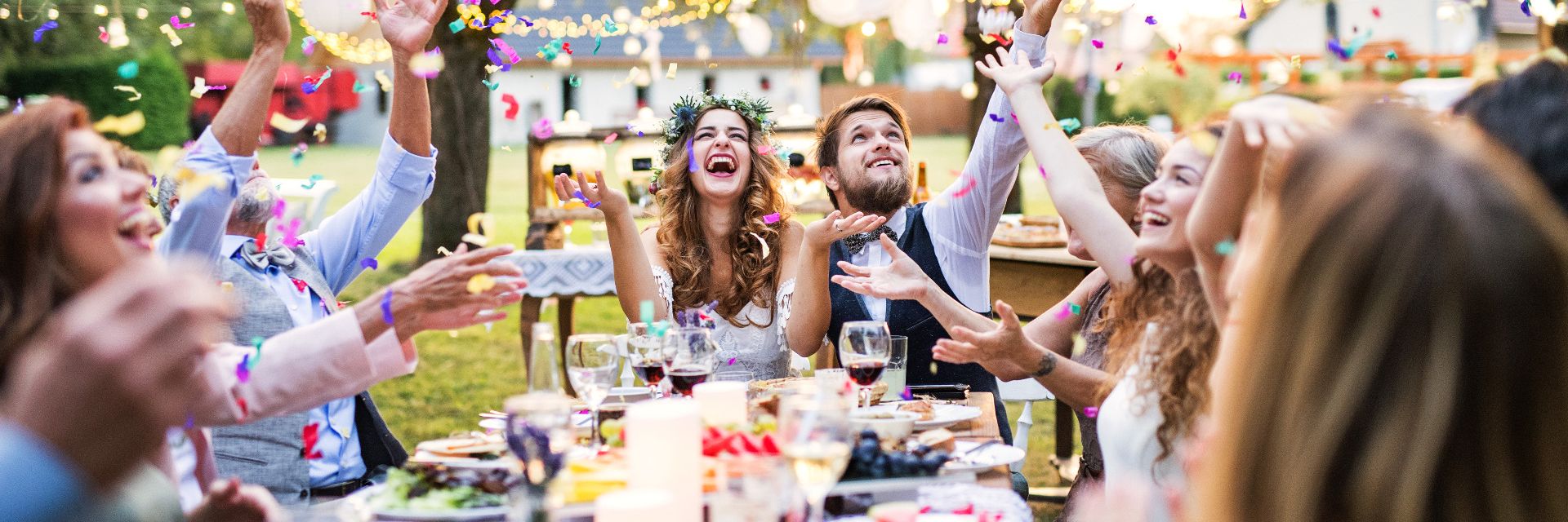 Hochzeitsfeier im Garten